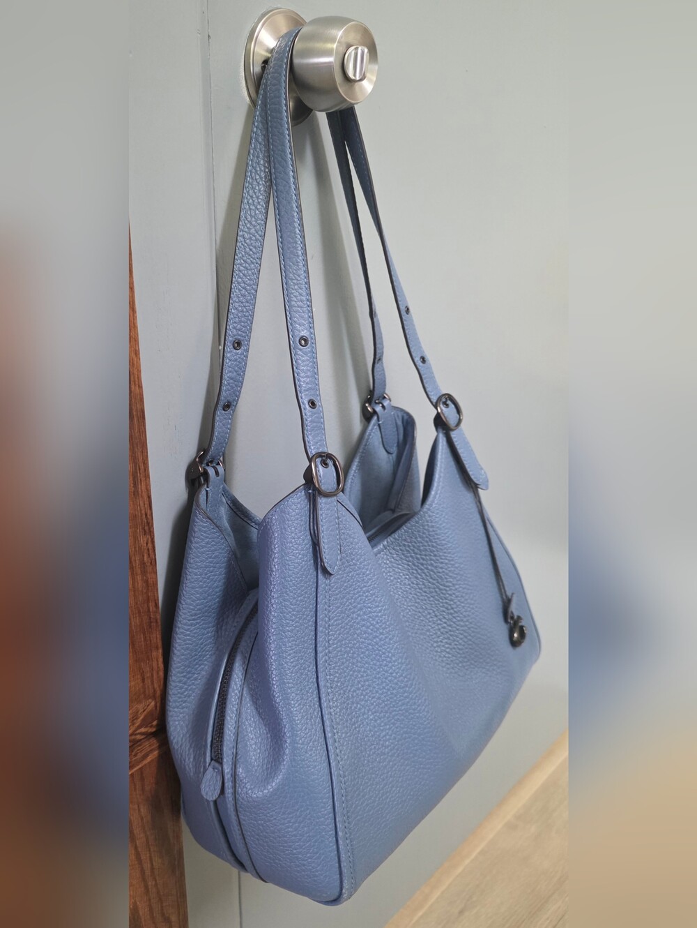 Coach Lori Pebbled Leather Shoulder Bag EUC - Picture 4 of 14